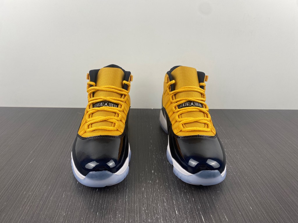 Air Jordan 11
